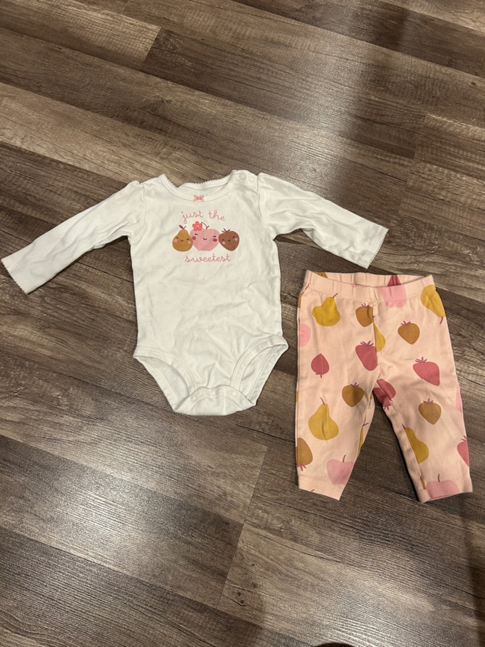 Carter's White Long Sleeve Bodysuit with Pink & Yellow Fruit Pants Size 9 Months